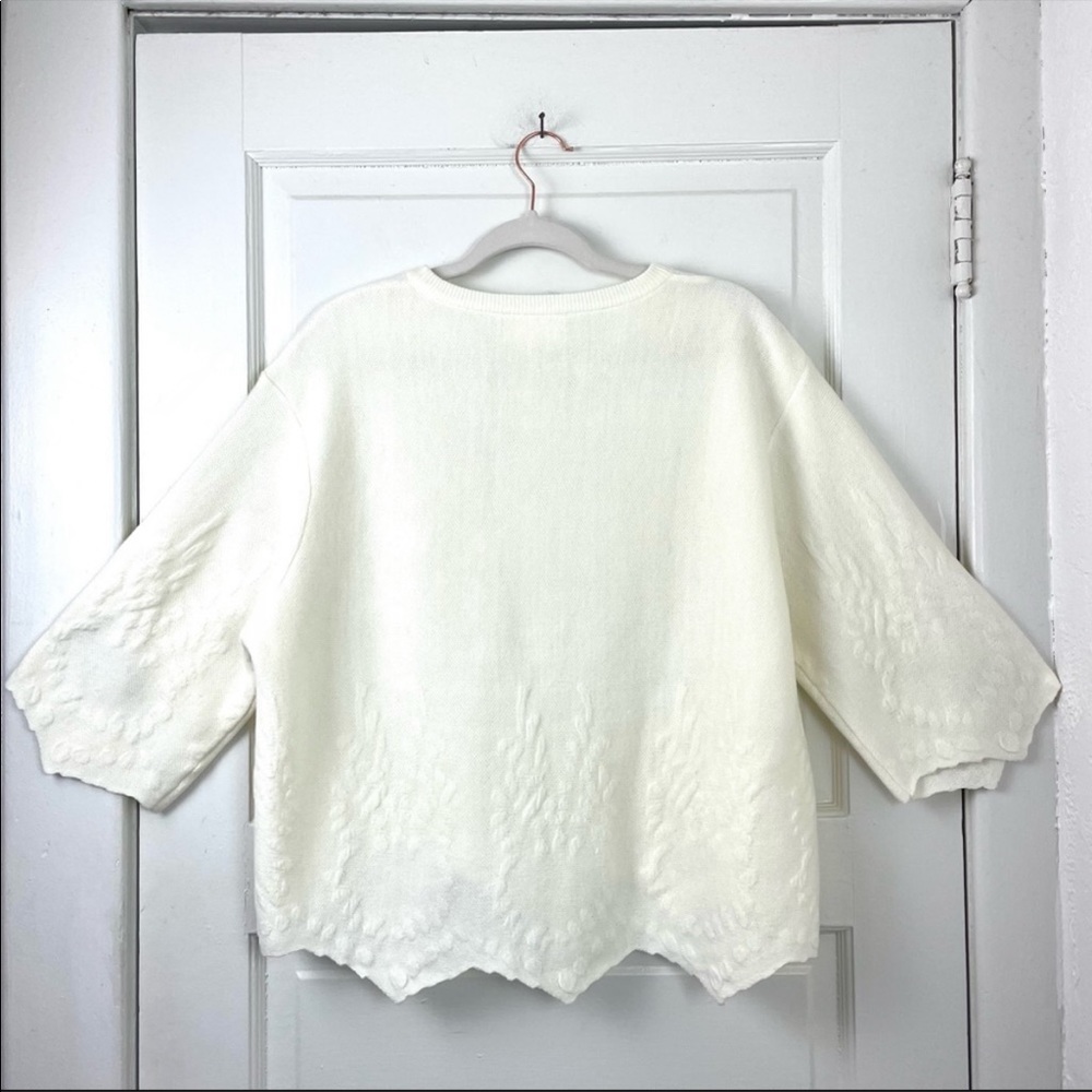 J.O.A. Los Angeles Pointed Hem Embroidered Cream Sweater - Picture 2 of 11